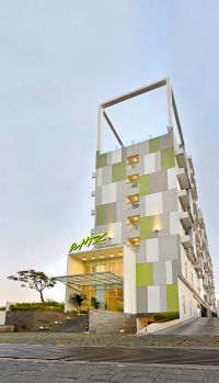 Whiz Hotel Semarang
